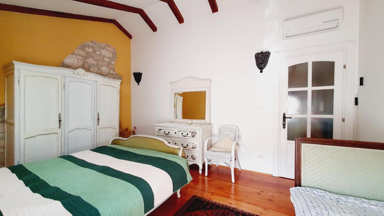 Villa Kazun With Private Pool And Two Gardens Marčana Zewnętrze zdjęcie