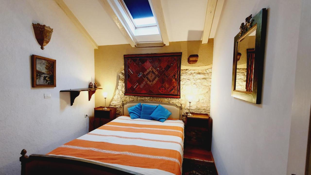 Villa Kazun With Private Pool And Two Gardens Marčana Zewnętrze zdjęcie